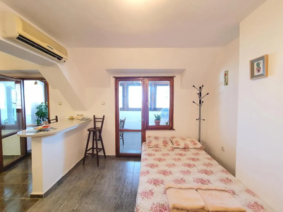 Spaciuos And Comfortable Studio Lotus-Top Location Burgas Appartement